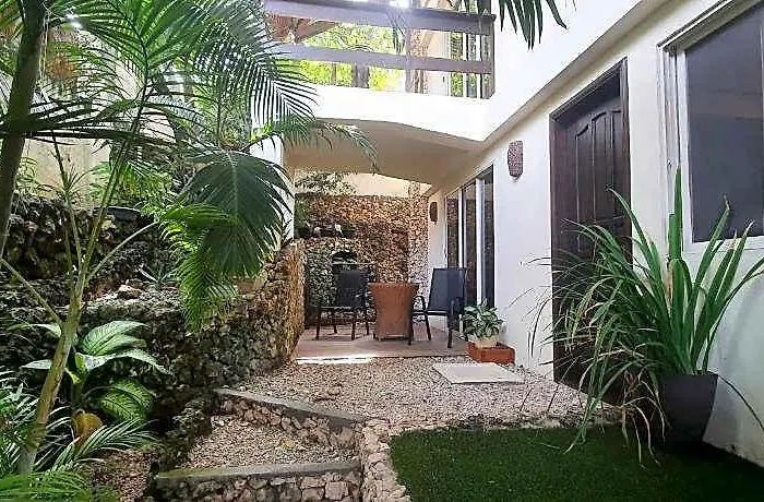 Angelina & Italian Restaurant Malapascua