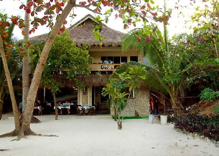 Angelina & Italian Restaurant Resort Malapascua