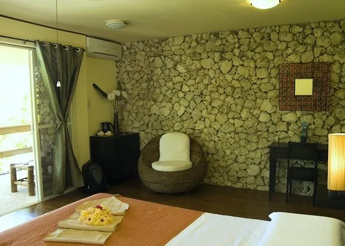 Angelina & Italian Restaurant Resort Malapascua